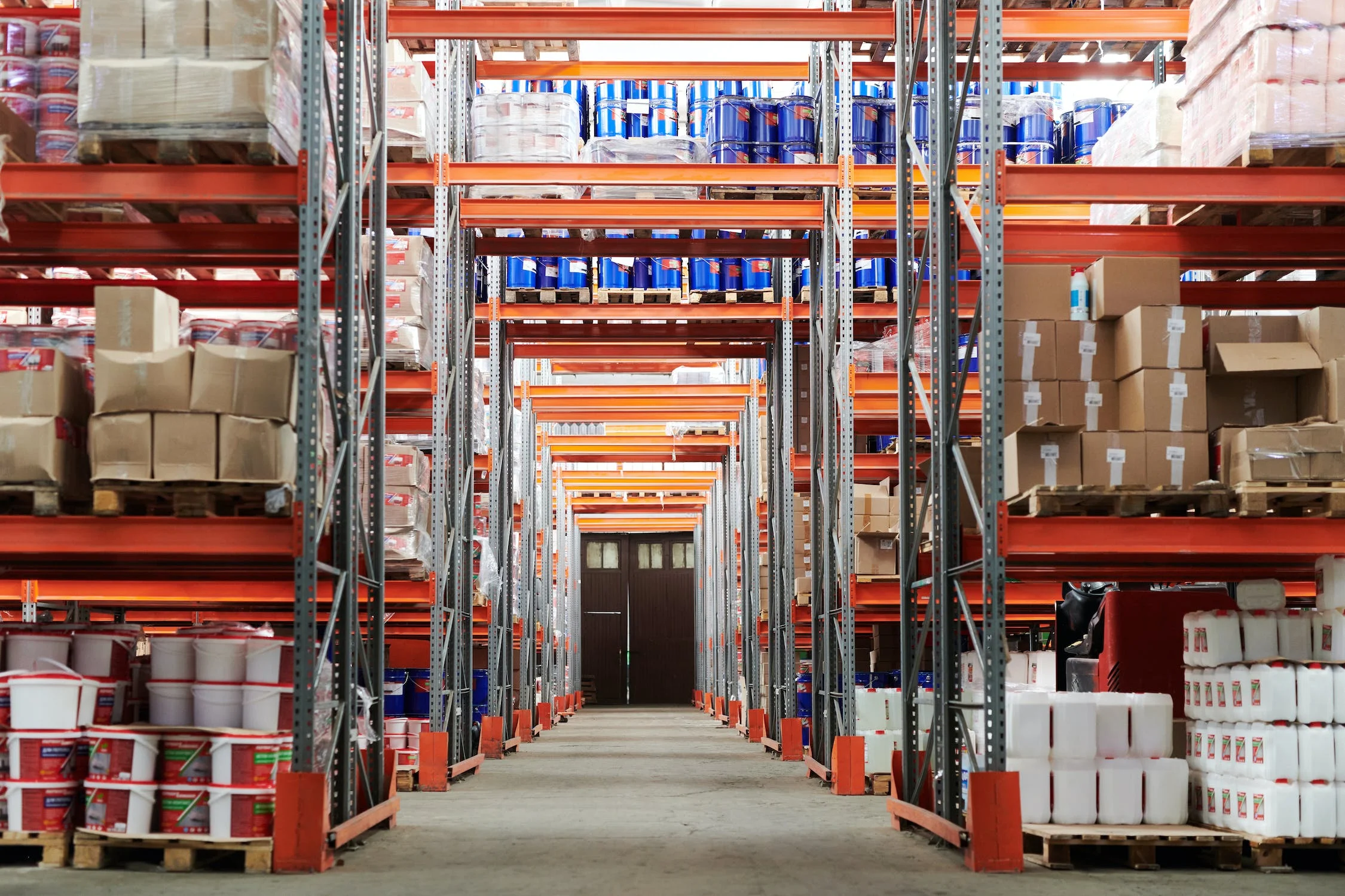 What To Look For In Warehouse Storage Options